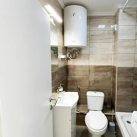 Nouri Schoene In Direkter Strandnaehe, Schnelles Internet, Freies Parken, Nahe Flughafen アパート Peraía