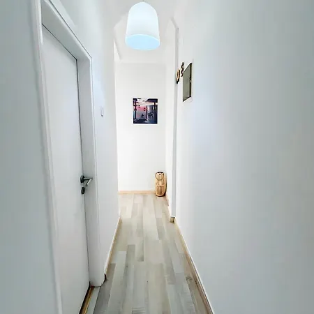 Nouri Schoene In Direkter Strandnaehe, Schnelles Internet, Freies Parken, Nahe Flughafen アパート Peraía