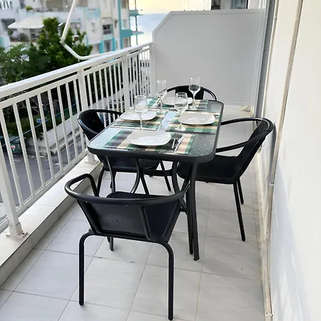 アパート Nouri Schoene In Direkter Strandnaehe, Schnelles Internet, Freies Parken, Nahe Flughafen