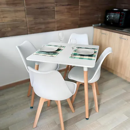 Nouri Schoene In Direkter Strandnaehe, Schnelles Internet, Freies Parken, Nahe Flughafen *