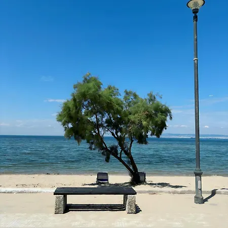 Nouri Schoene In Direkter Strandnaehe, Schnelles Internet, Freies Parken, Nahe Flughafen Peraía