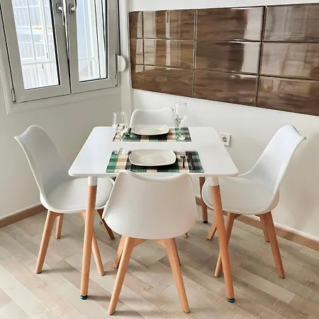 Nouri Schoene In Direkter Strandnaehe, Schnelles Internet, Freies Parken, Nahe Flughafen