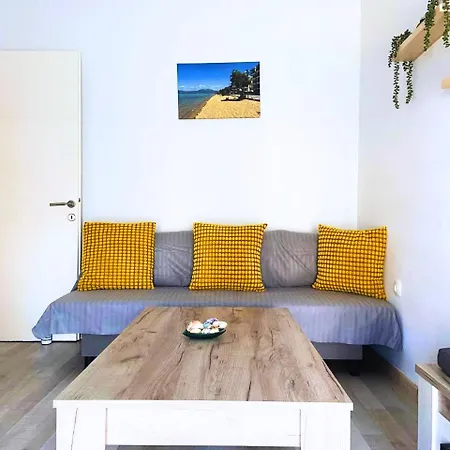 Nouri Schoene In Direkter Strandnaehe, Schnelles Internet, Freies Parken, Nahe Flughafen アパート *