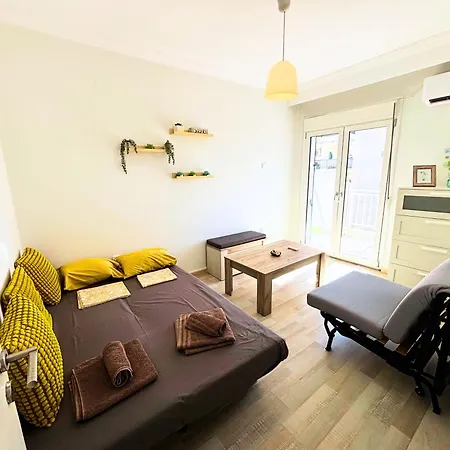 Nouri Schoene In Direkter Strandnaehe, Schnelles Internet, Freies Parken, Nahe Flughafen * Peraía