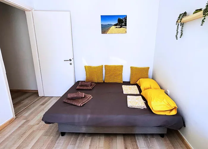 Nouri Schoene In Direkter Strandnaehe, Schnelles Internet, Freies Parken, Nahe Flughafen *
